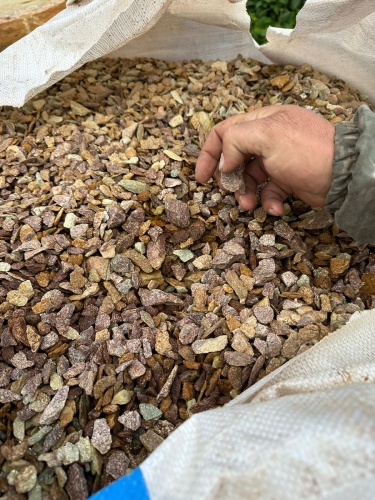 Златолит персиковый декоративная каменная крошка купить в Орехово-Зуевом