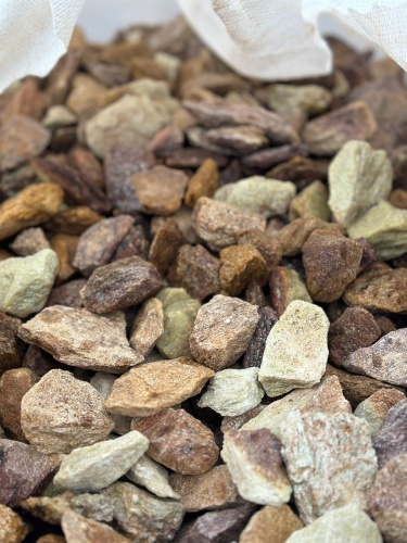 Златолит персиковый декоративная каменная крошка купить в Орехово-Зуевом