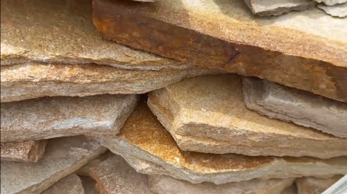 Плитняк златолит жёлтый золотистый для отмостки купить в Орехово-Зуевом