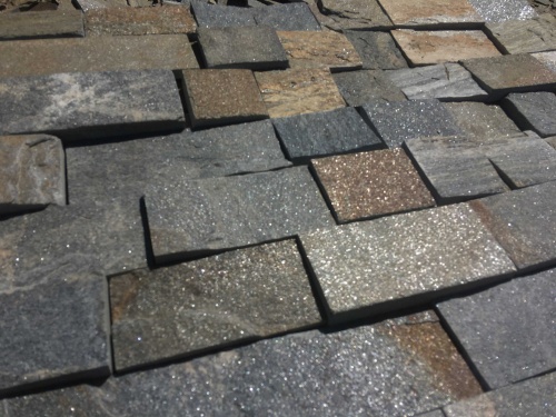 Плитка пилёная златолит Уральский для цоколя, отмостки купить в Орехово-Зуевом