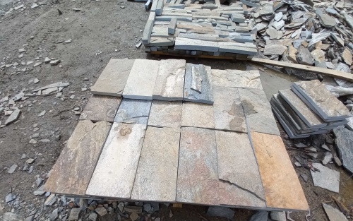 Плитка пилёная златолит Уральский для цоколя, отмостки купить в Орехово-Зуевом