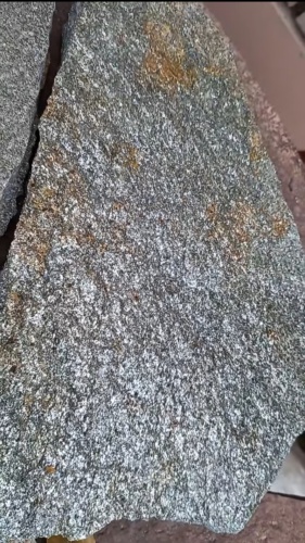 Плитняк златолит серебристый для цоколя, отмостки купить в Орехово-Зуевом