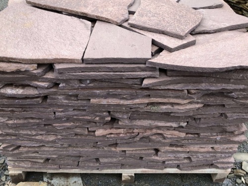 Плитняк лемезит бордовый для облицовки цоколя 20-25 мм  купить в Орехово-Зуевом