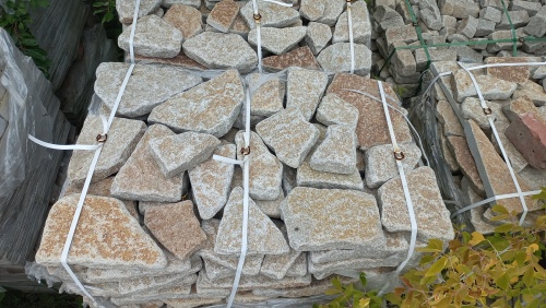 Гранитный плитняк галтованный для парковки купить в Орехово-Зуевом