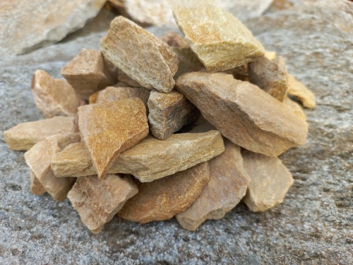 Златолит жёлтый декоративная каменная крошка купить в Орехово-Зуевом