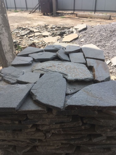 Златолит серебристый галтованный для лестниц купить в Орехово-Зуевом